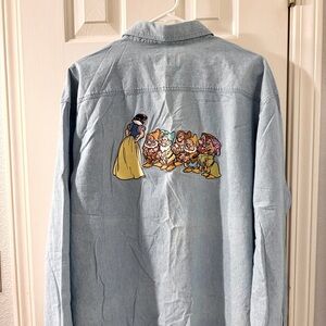 Women's Blue Denim Button Down Shirt XL original vintage Disney - Collectors?